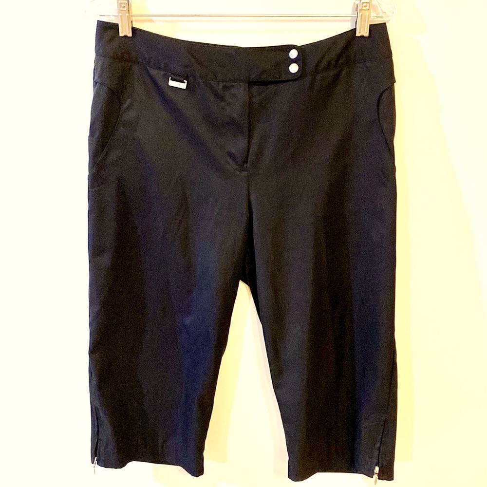 Bette & Court Golf Capris Sz 10 Black